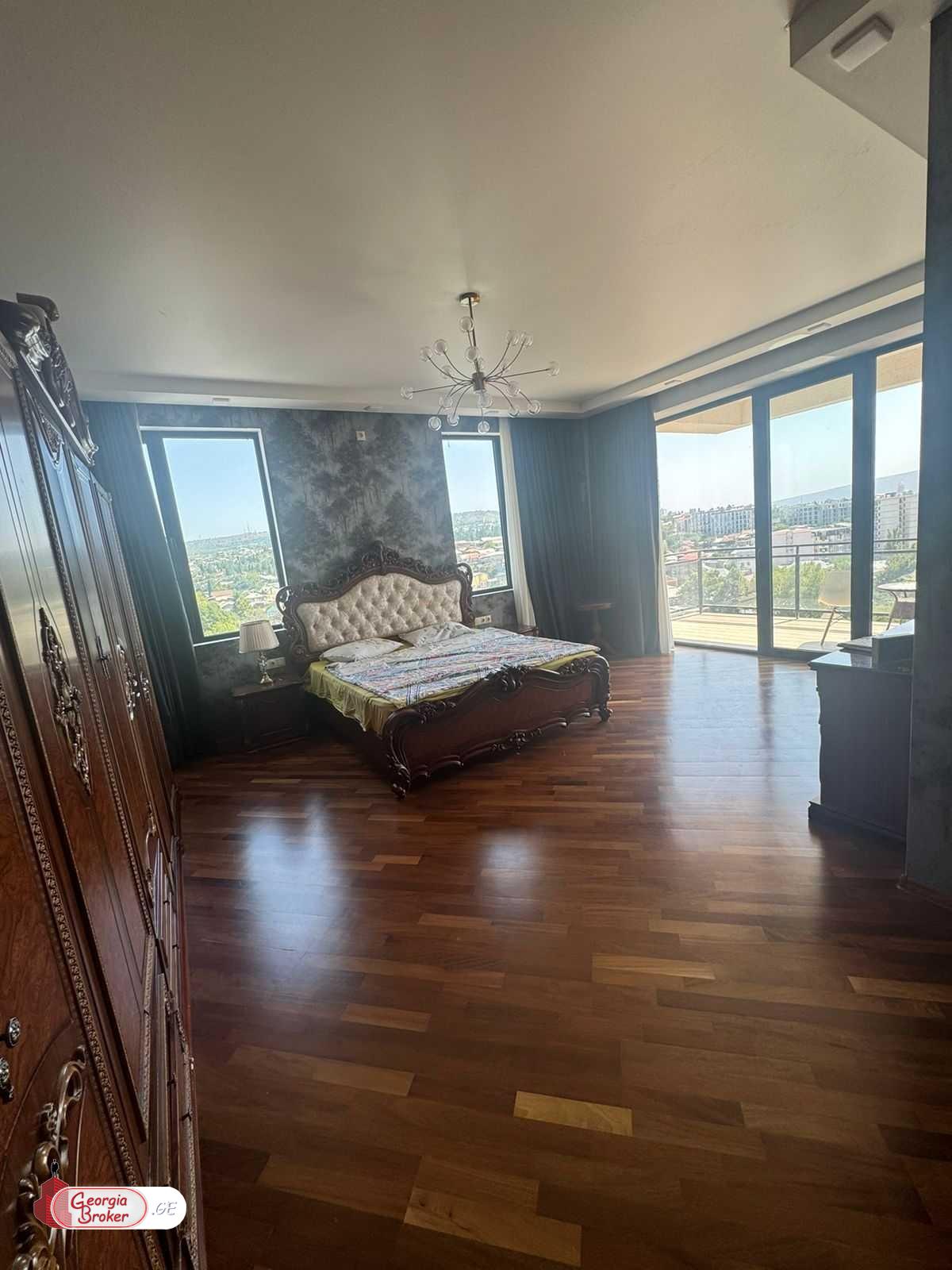 nearly repaired 4-room apartment for sale